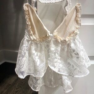 Elegant White Lace Women's Top